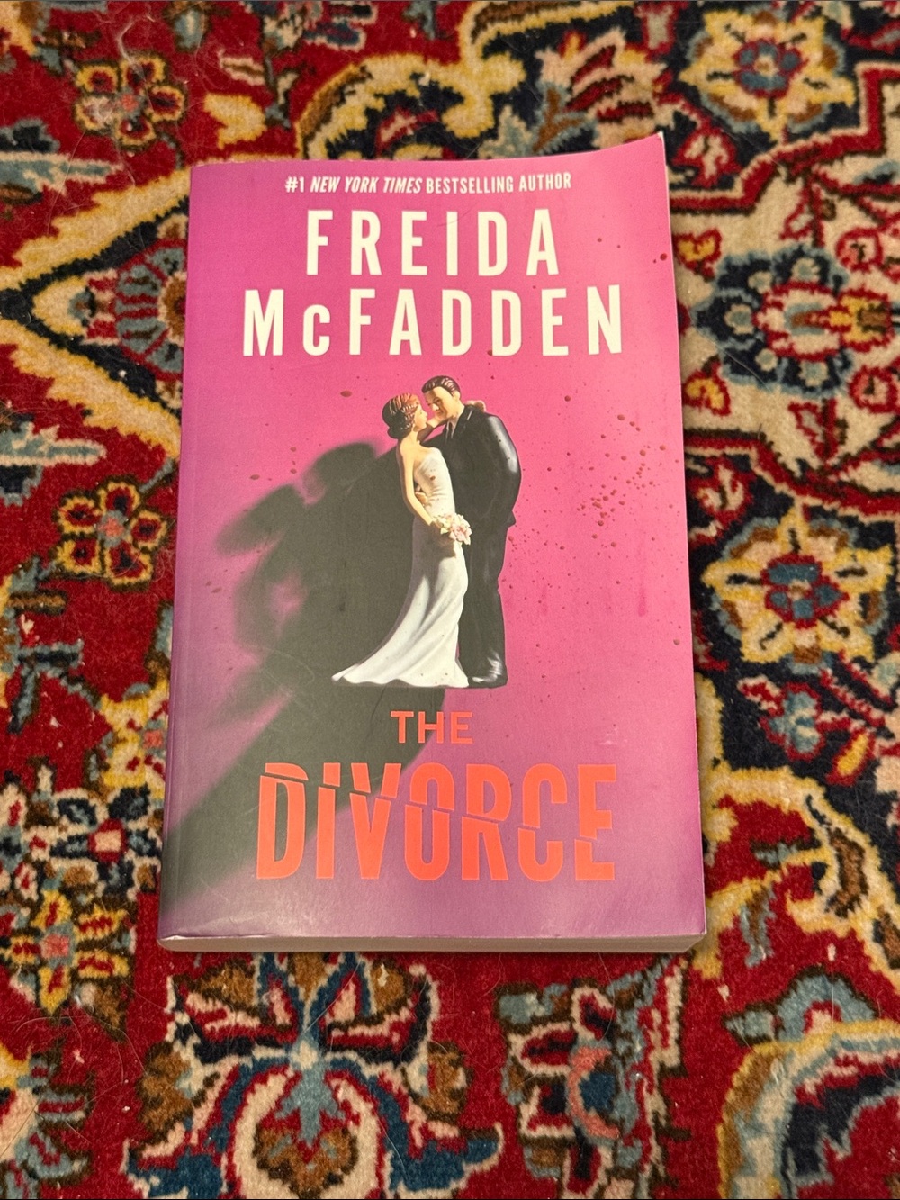 Freida McFadden "The Divorce" Paperback - Pink Cover